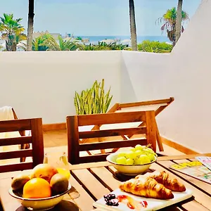 Apartamento Canaryislandshost L Sea View, Puerto del Carmen (Lanzarote)
